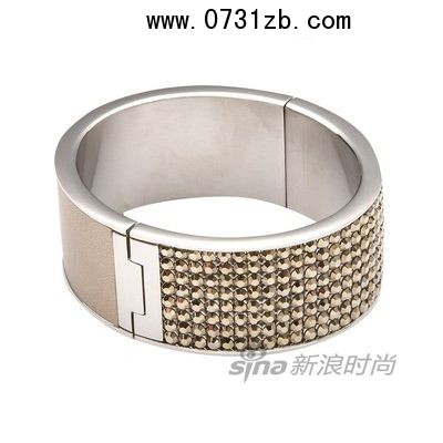 施华洛世奇 褐色保皮革和水晶镶嵌手镯 品牌资讯