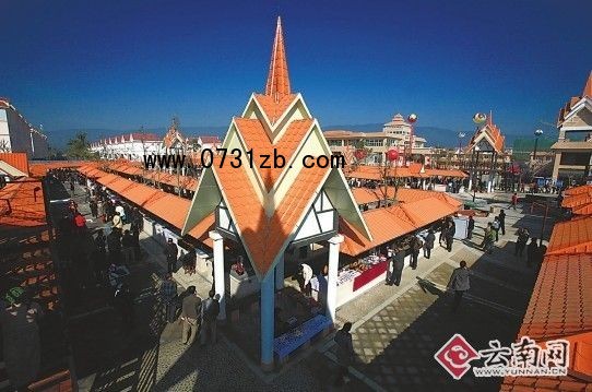 我省珠宝玉石产业发展正盛,图为芒市的“珠宝小镇”。