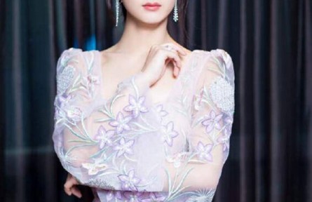 赵丽颖陈乔恩唐嫣 新的一年女明星都爱上了钻石珠宝