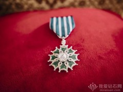 珠宝艺术家 Cindy Chao 获颁法国艺术与文学骑士勋章