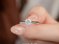 买结婚钻戒，为什么要首选裸钻定制？