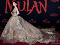 CHAUMET（尚美）高定珠宝相伴刘亦菲亮相《花木兰》首映礼
