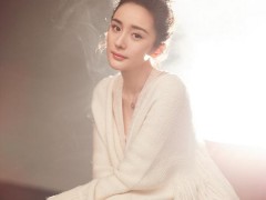 杨幂佩戴伯爵珠宝拍摄时尚大片