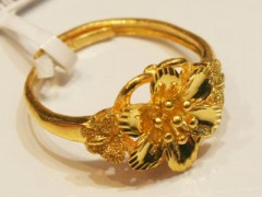 送母亲什么黄金首饰比较好?