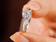 【暖怀】浪漫四爪结婚钻戒 简约精致不撞款
