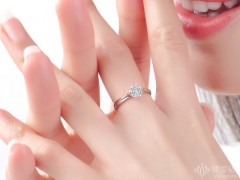 钻戒戴哪个手指最好看？结婚后钻戒戴哪个手指