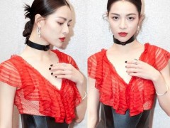 钟楚曦佩戴尚美巴黎珠宝出席电影发布会