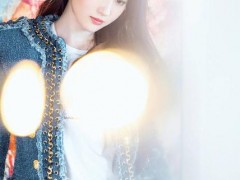 刘亦菲佩戴塔思琦珠宝亮相电影《二代妖精》上海首映礼