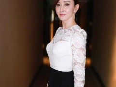 胡静携手玳美雅珠宝亮相“国剧盛典”