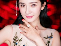 杨幂、张雪迎佩戴伯爵珠宝出席嘉人超级盛典