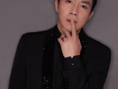 俞灏明佩戴玳美雅戒指出席国剧盛典