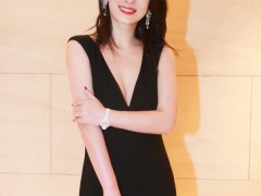 秦海璐佩戴伯爵珠宝出席本届金马奖颁奖礼