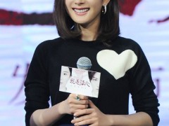 杨幂佩戴Pomellato（宝曼兰朵）珠宝与鹿晗现身《我是证人》定档发布会
