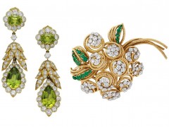 梵克雅宝“Enchanting Green Stones”珠宝展：迷人的绿色宝石