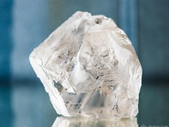 博兹瓦纳 Karowe 矿区发现一颗470ct浅棕色钻石原石