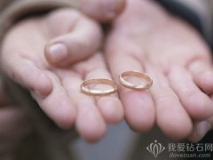 适合学生的情侣戒指品牌