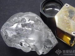 莱索托王国发现一颗 442ct 钻石原石；De Beers 削减8月看货会钻石价格