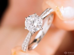 如何挑选结婚钻戒品牌？