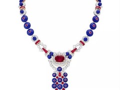 Van Cleef & Arpels Pagode 项链：红宝石“搭建”的东方佛塔