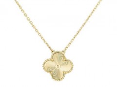 梵克雅宝Van Cleef & Arpels 推出 Alhambra Guilloché 系列