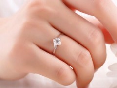 周生生30分钻戒多少钱 周生生钻戒价格查询