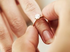 周大福结婚钻戒多少钱？ 周大福钻戒价格表