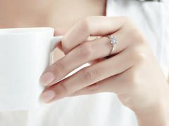 30分钻戒怎么选？ 钻戒选购要点