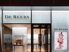 戴比尔斯集团获得De Beers Diamond Jewellers全数拥有权